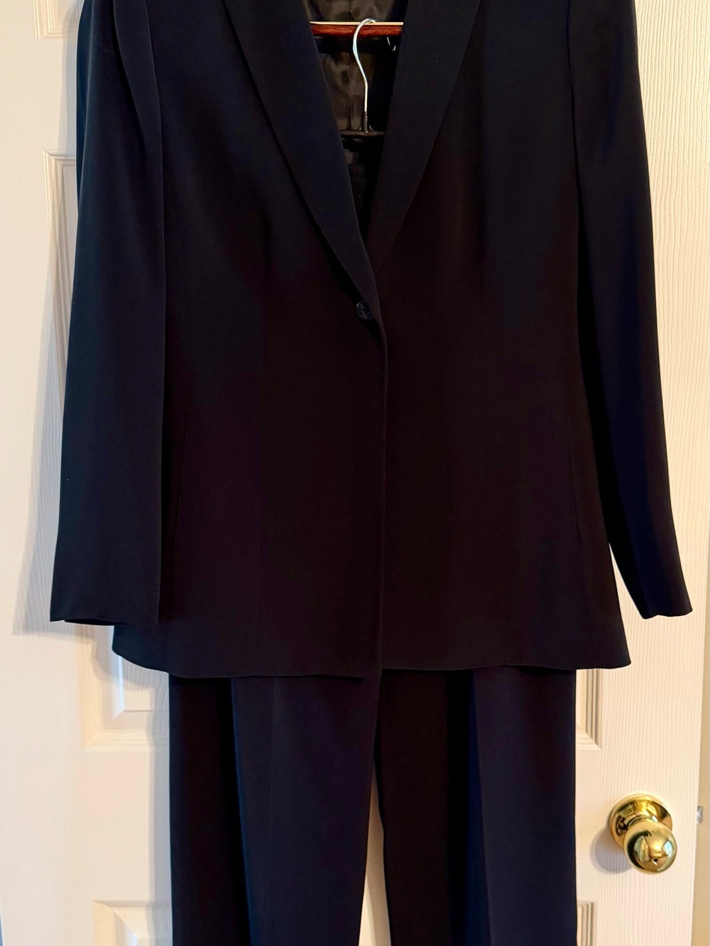 Kasper Women’s Black 2 Piece Pant Suit Blazer Pants Size 8